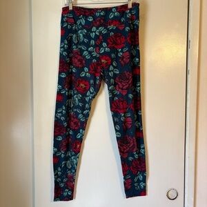 Lularoe tall and curvy tc leggings red‎ rose green floral pre-owned original LLR